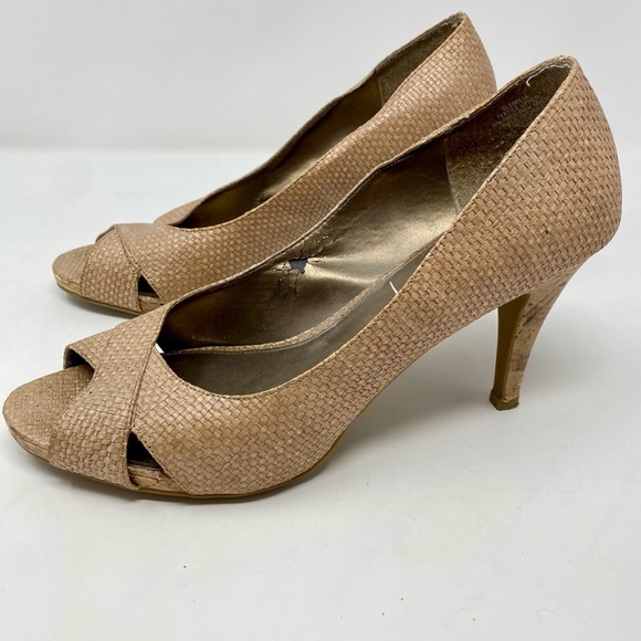 Women’s Elegant Peep-Toe Heels Size 10 - Picture 3 of 11